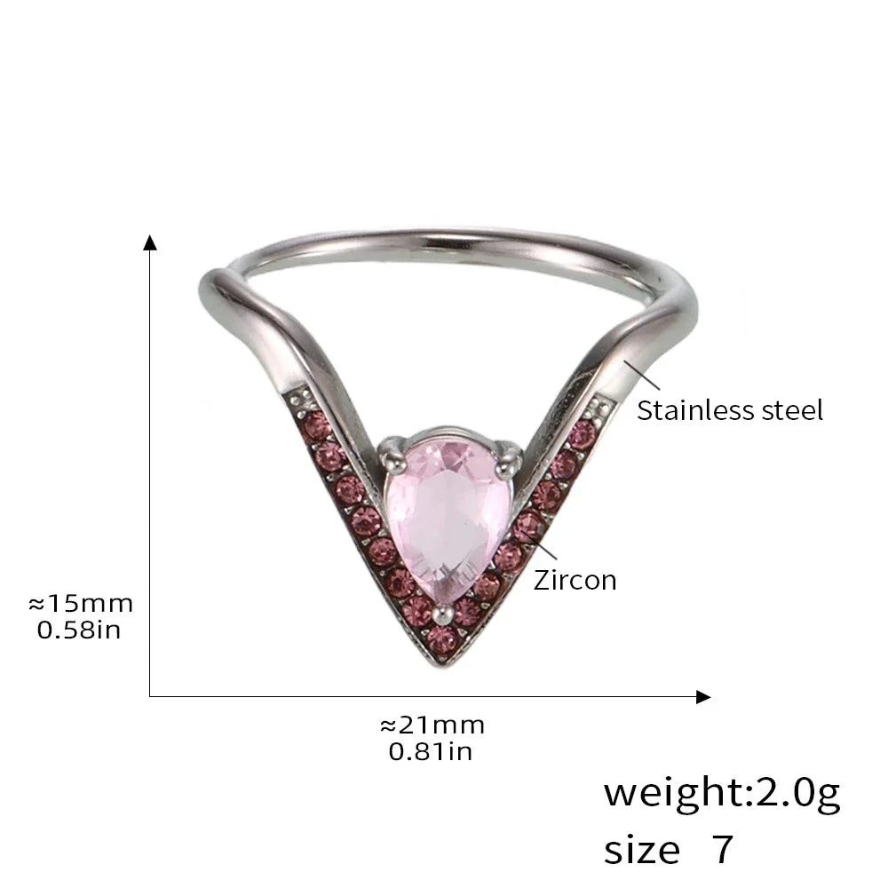 Elegant Gold Zircon Finger Ring